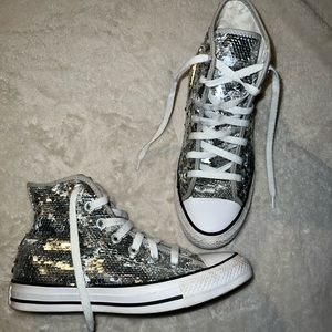 Women’s Converse